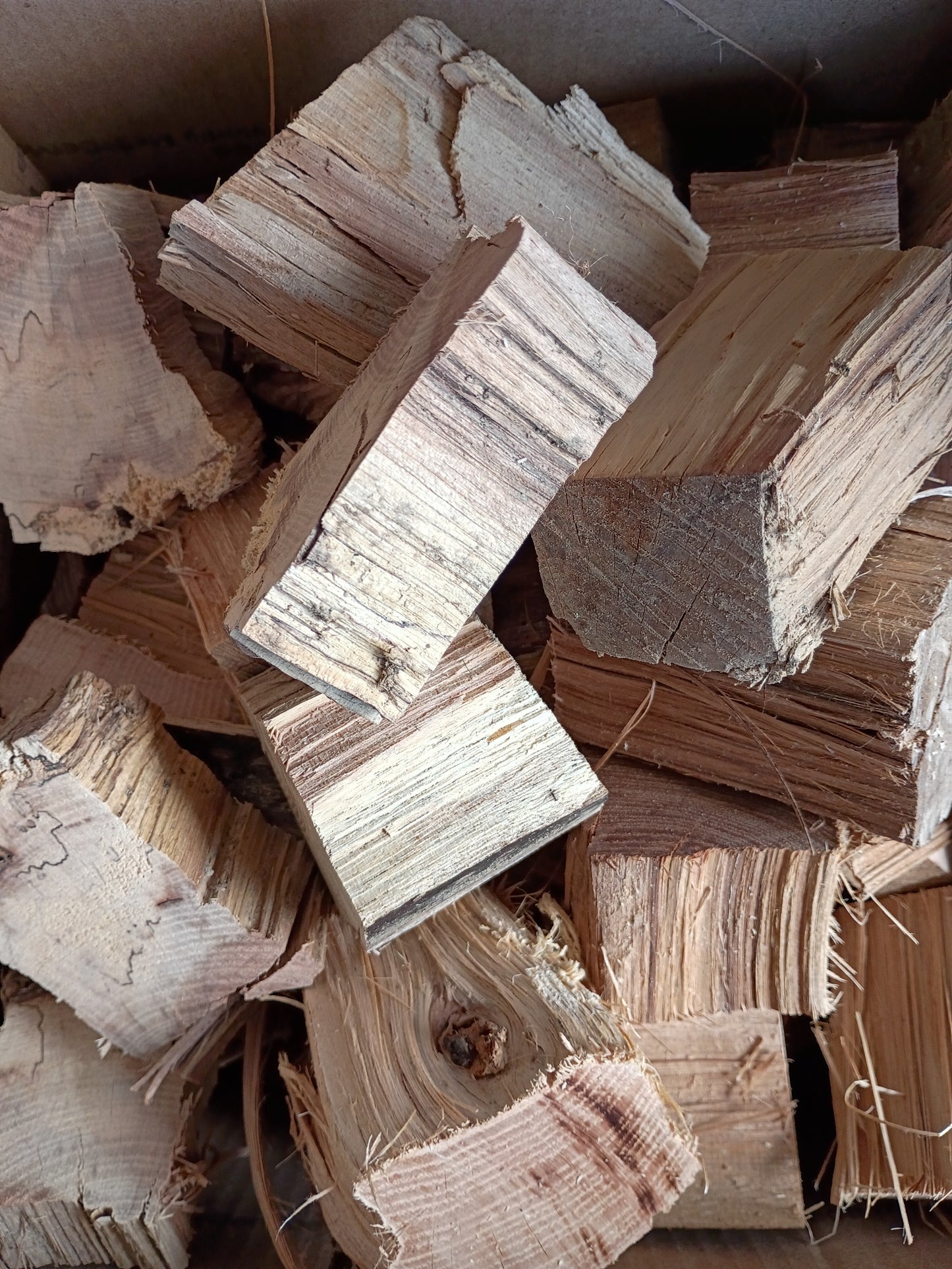 Cooking / Smoking Wood Chunks Large Box